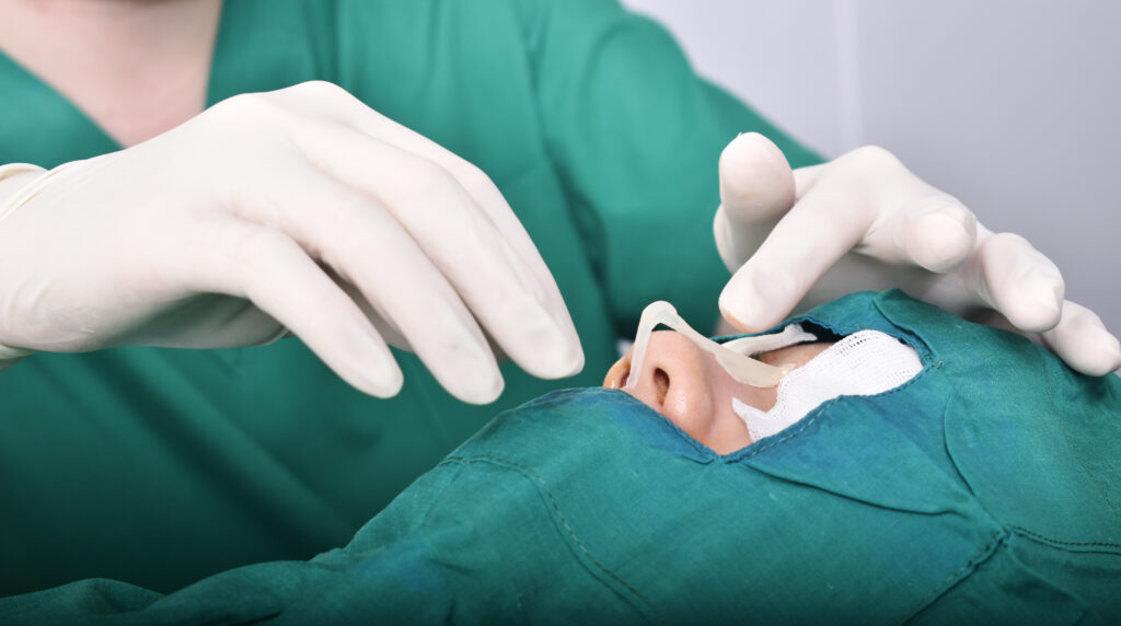 เทคนิคการผ่าตัดเสริมจมูก